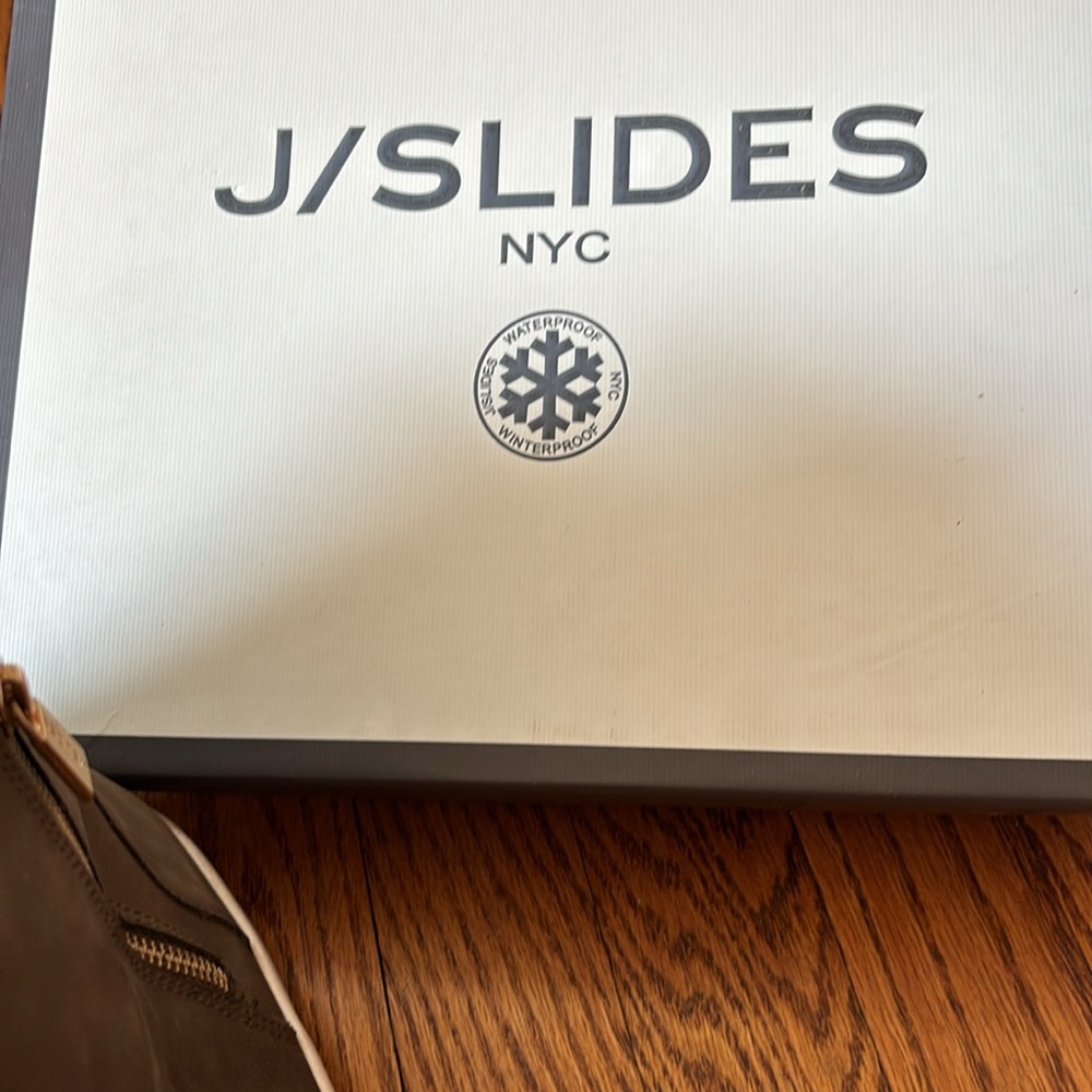 J/Slides Booties - image 2